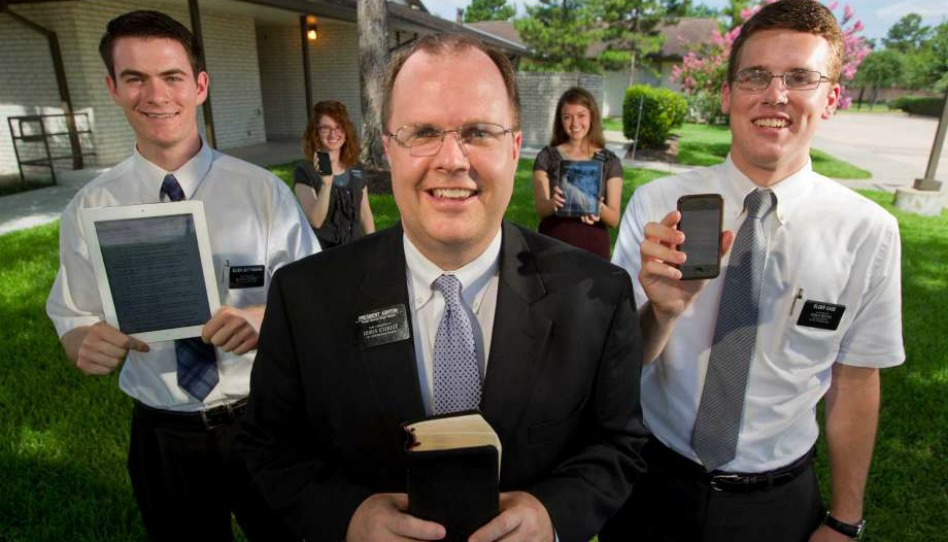 Cosa succede quando i missionari mormoni usano Facebook nel lavoro missionario