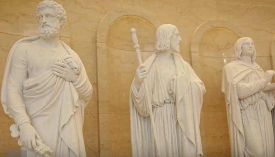 le statue dei dodici Apostoli