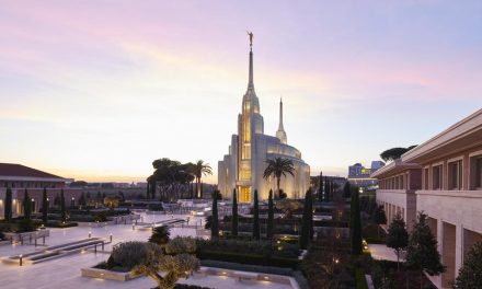 Partecipa al nuovo film sui templi di tutto il mondo
